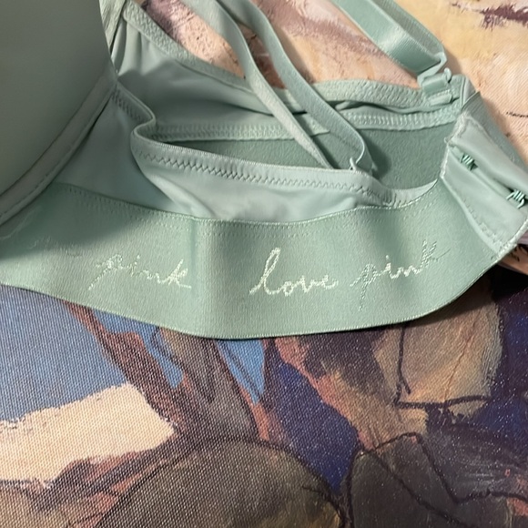 Green Padded Women's Bra - Picture 3 of 3